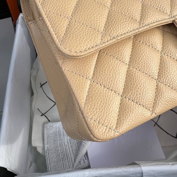 Chanel Medium Classic Flap Beige Caviar Silver Hardware - Picture 4 of 13